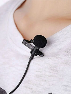 Capture clear, professional-quality audio with our Microphone Collar Mic, perfect for voice recording on PCs. This sleek black lapel mic features an omnidirectional polar pattern, ensuring excellent sound pickup from all directions. Ideal for interviews, meetings, lectures, and guides, it includes a 3.5mm connector with a secure active clip for easy attachment. Equipped with a windscreen protector, it effectively reduces wind noise and defends against the distortion of 'P' and 'B' consonants. The 360° flexible gooseneck holder and swivel mount offer unparalleled convenience and easy installation. With a sensitivity of -52dB±3dB, an impedance of ≤2.2kΩ, and a frequency range of 100-16kHz, this mic ensures high-quality audio capture. Designed with a signal-to-noise ratio of over 60dB and operating at a working voltage of 2.0V, this lapel mic delivers reliable and clear sound, making it the perfect companion for any audio recording task.